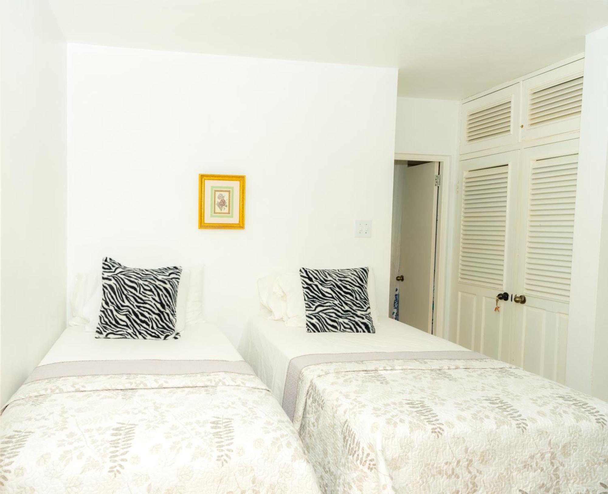 Columbus Heights A5 Apartment Ocho Rios Exterior photo